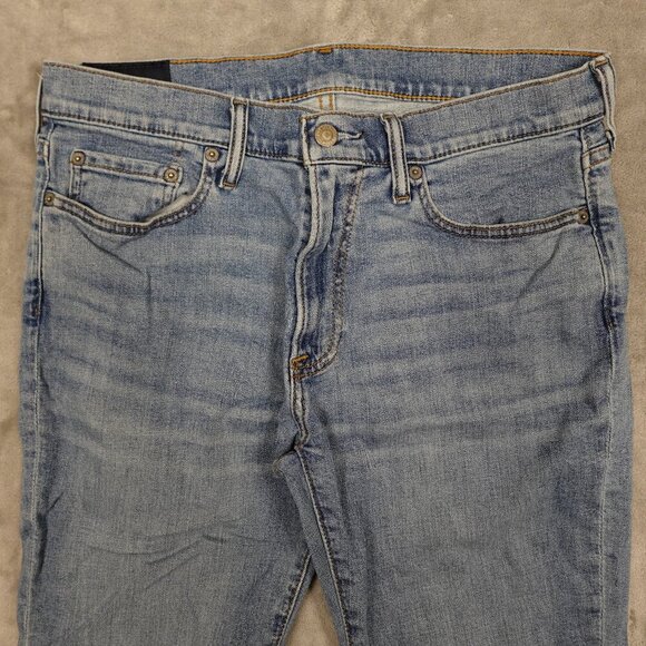Abercrombie & Fitch jeans straight leg raw hem men's 32x34 light wash blue - Picture 2 of 11